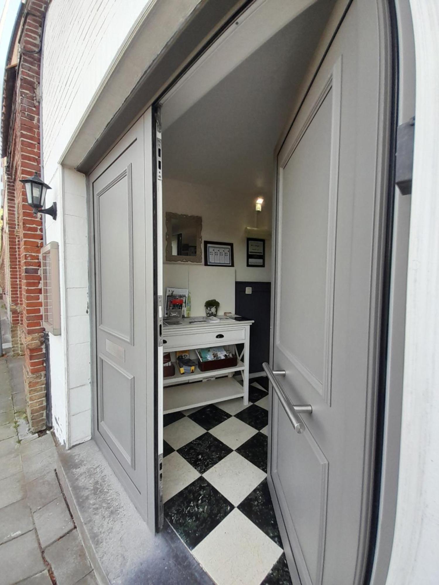 Juliette'S Bed & Breakfast Ieper Exterior photo
